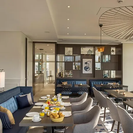 Hotel Am Leuchtturm 4*