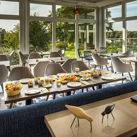 Hotel Am Leuchtturm 4*