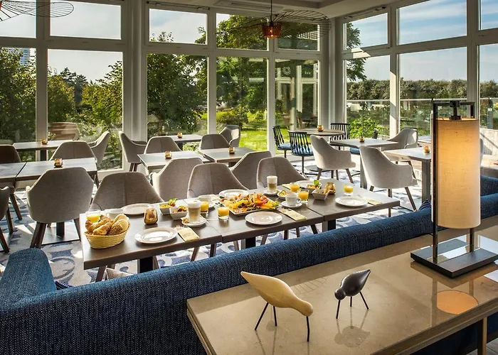 酒店 亚美尼亚灯塔酒店 4*