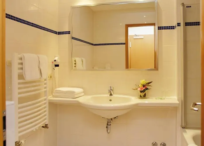 Hotel Am Leuchtturm 4*